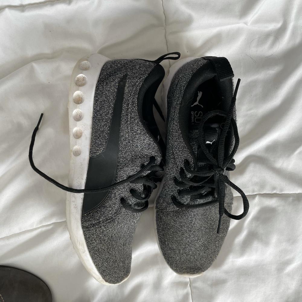 Gray, black, white pumas, Size 9